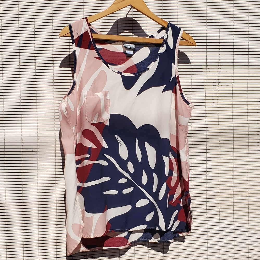 Manuhealii Large tank top